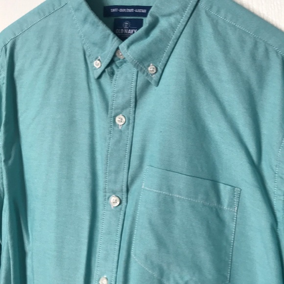 Casual button down Men’s Shirt - Picture 2 of 4